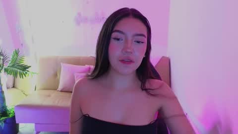 AMELIA online show from 12-05-25, 11:30