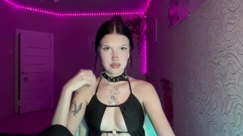 Alica online show from 12-18-25, 04:02