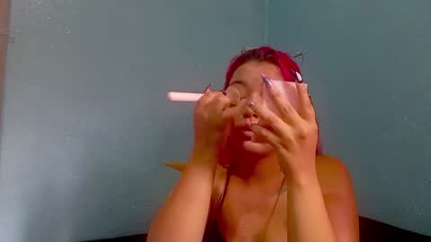 Snapshot of ameli_and_lucas chatting on 09-25-25, 04:54 Amelia Lucas online show from 09-25-25, 04:54