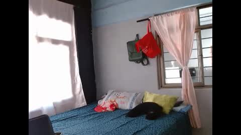 Snapshot of amelia_2023 chatting on 01-28-25, 02:53 amelia  online show from 01-28-25, 02:53