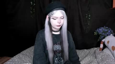 Amelia online show from 12-03-25, 08:12