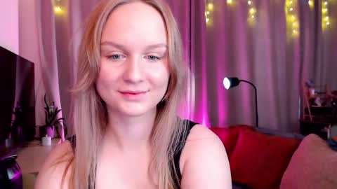 Snapshot of amelia_blondie chatting on 02-03-26, 11:15 Amelia online show from 02-03-26, 11:15
