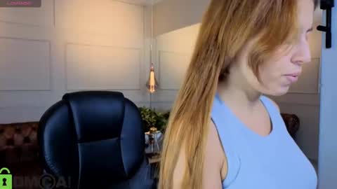 AMELIA online show from 09-14-25, 11:09