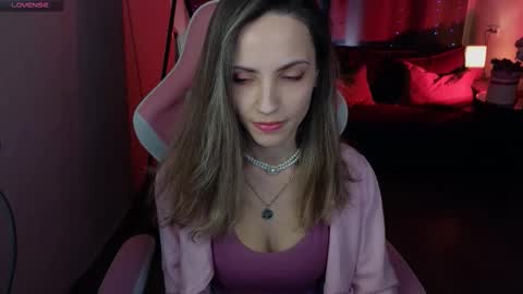 Snapshot of amelia_meili chatting on 02-08-26, 01:14 amelia_meili online show from 02-08-26, 01:14