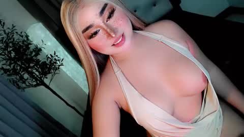 amelia_nicole08 online show from 11-19-25, 09:37