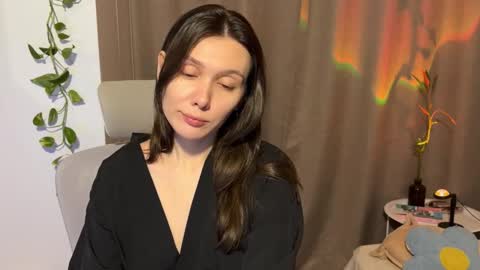 Ameli online show from 11-26-25, 01:12