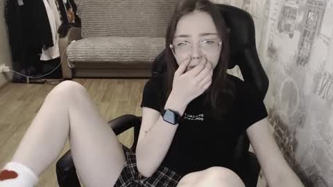 Snapshot of ameliakamishiro chatting on 01-16-25, 03:02 Amelia online show from 01-16-25, 03:02