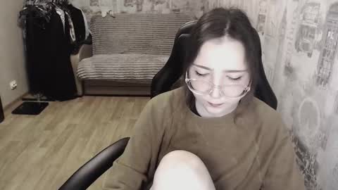 Snapshot of ameliakamishiro chatting on 01-28-25, 06:17 Amelia online show from 01-28-25, 06:17