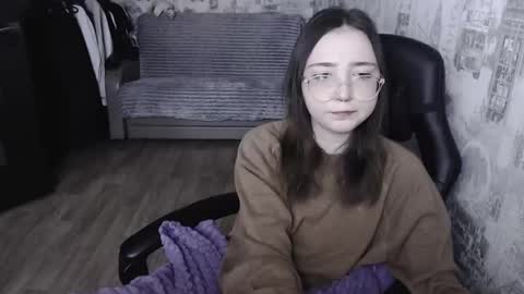 Snapshot of ameliakamishiro chatting on 02-15-25, 12:11 Amelia online show from 02-15-25, 12:11