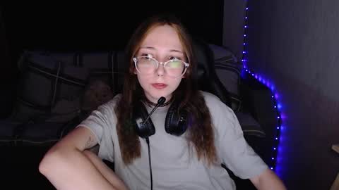 Snapshot of ameliakamishiro chatting on 10-14-25, 09:15 Amelia online show from 10-14-25, 09:15