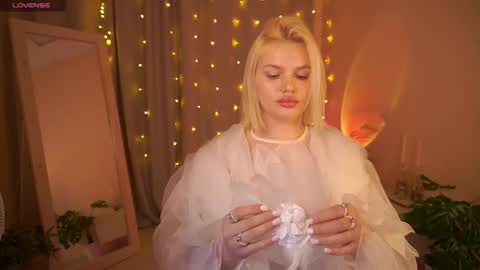  Amelia  online show from 01-19-26, 05:11