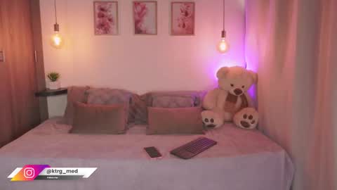    online show from 09-22-25, 07:16