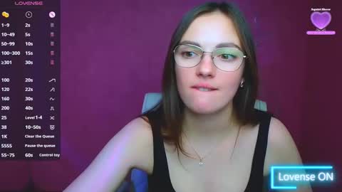 Amelie online show from 12-16-24, 02:05