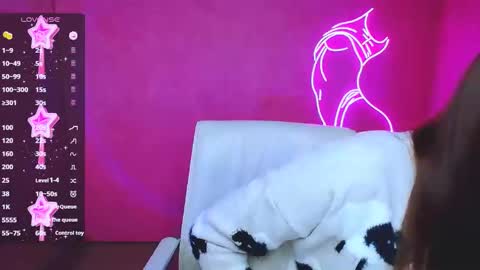 Amelie online show from 01-15-25, 06:33