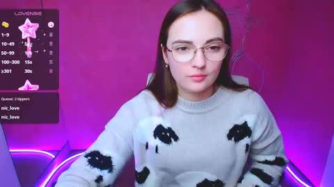 Amelie online show from 01-26-25, 03:36