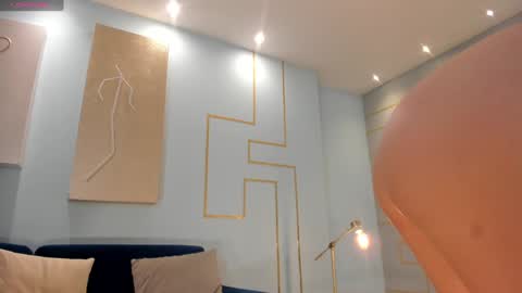 Snapshot of ameliegraham chatting on 12-28-24, 05:25 Amelie Graham online show from 12-28-24, 05:25