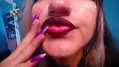 AMELIEROUS .. see you tomorrow  kisses online show from 03-26-26, 01:11