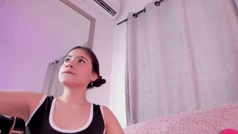 Amelia online show from 12-04-25, 08:50