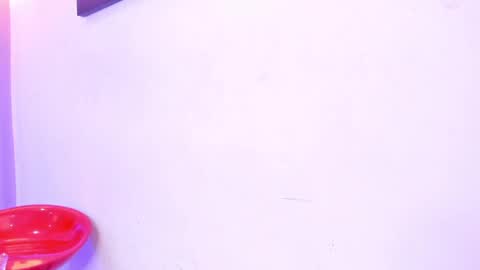 Snapshot of ameliie_saenz chatting on 12-13-24, 02:32 Ameli online show from 12-13-24, 02:32