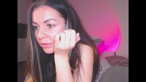 amelinamersi online show from 10-27-25, 05:39