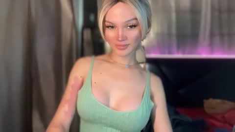 Snapshot of amelinckx chatting on 09-12-25, 11:26 amelinckx online show from 09-12-25, 11:26