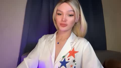 Snapshot of amelinckx chatting on 03-23-26, 03:43 amelinckx online show from 03-23-26, 03:43