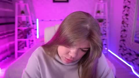 Alina online show from 04-11-26, 12:42