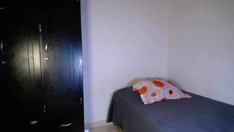 Amely  online show from 01-02-25, 05:14