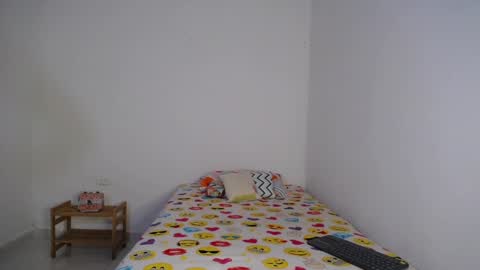 Amely  online show from 02-04-25, 03:11