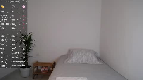 Amely  online show from 02-12-25, 06:40