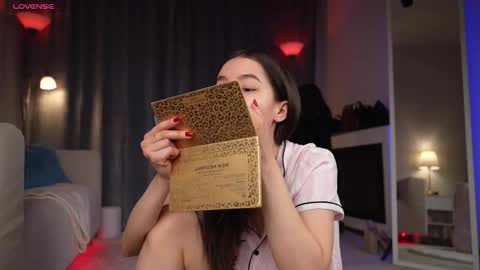 Amy  online show from 10-03-25, 01:57