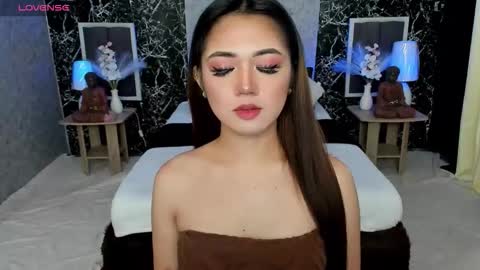 Claire online show from 09-24-25, 12:36