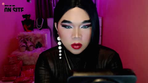 Queen Mireska online show from 12-16-24, 06:49