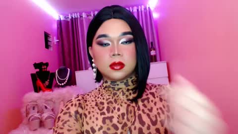 Queen Mireska online show from 02-01-25, 05:47