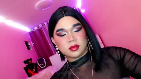 Queen Mireska online show from 02-04-25, 05:45