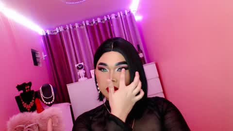 Queen Mireska online show from 02-16-25, 04:10