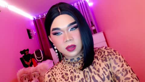 Queen Mireska online show from 02-20-25, 04:03