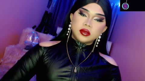 Queen Mireska online show from 02-17-26, 03:19