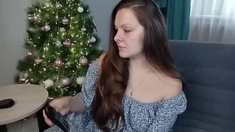 Mila online show from 01-13-25, 05:44