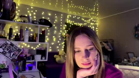 Snapshot of amily_sunray chatting on 02-28-26, 01:56 Amily online show from 02-28-26, 01:56