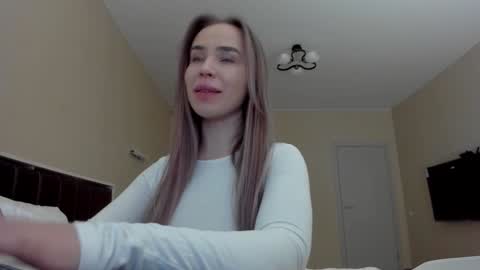 Kristina online show from 11-25-25, 12:05