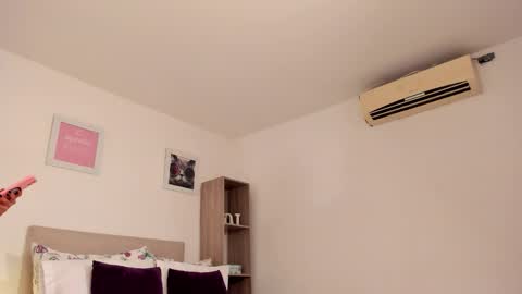 Amira Sanz online show from 11-07-25, 02:22