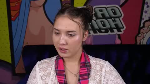 Kate online show from 10-30-25, 01:56