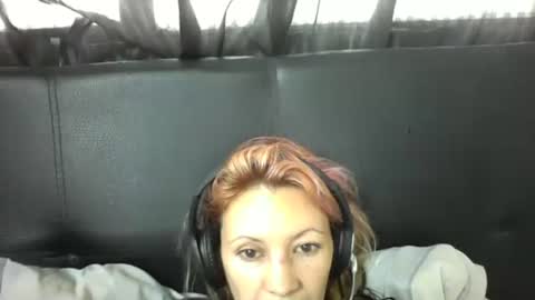 Paula D online show from 01-08-25, 01:09