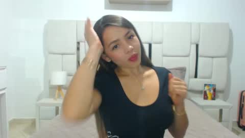 ammy_velez online show from 01-06-25, 08:50