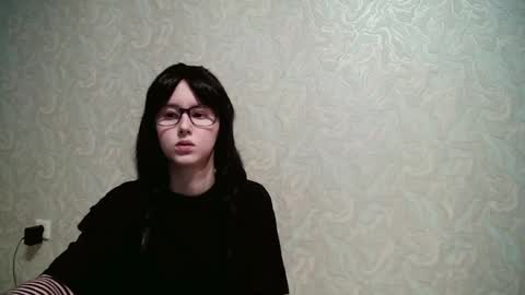 Amomira online show from 09-29-25, 10:20