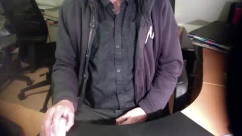 Snapshot of amor2200 chatting on 01-27-25, 09:11 Amor2200 online show from 01-27-25, 09:11