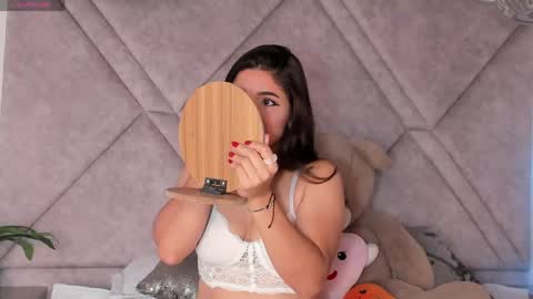 amora online show from 04-15-26, 02:02