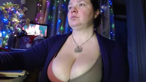 Snapshot of amorelara chatting on 01-16-26, 05:44 amorelara online show from 01-16-26, 05:44