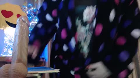 Snapshot of amorelara chatting on 02-22-26, 07:40 amorelara online show from 02-22-26, 07:40